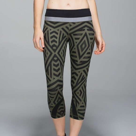 Lululemon Run: Inspire Crop II *All Full-On Luxtreme Legging Pants - Picture 1 of 10